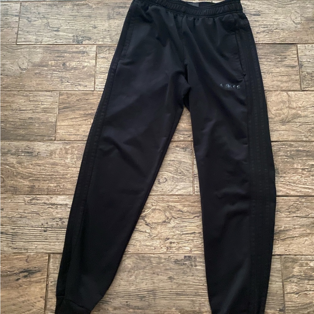 Adidas sweatpants